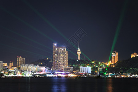 晚上看到泰国民众的旅游目地巴塔亚Pattaya图片