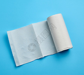 蓝背景的白纸巾页家庭设备白纸巾图片