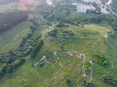 莫斯科地区郊区公园和格莱特郊区景观背景