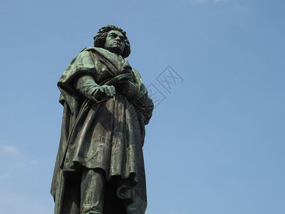 贝多芬登克马尔1845年揭幕铜像在德国波恩贝多芬登克马尔1845在波恩图片