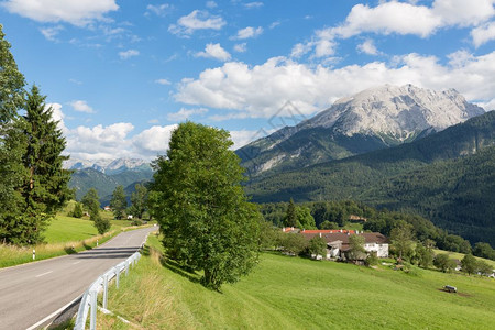 巴伐利亚州贝赫特斯加登附近的德国阿尔卑斯山公路巴伐利亚Berchtesgaden附近的德国高山公路图片