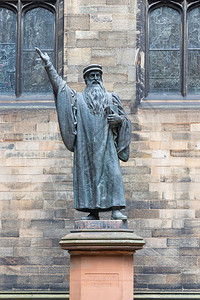 苏格兰爱丁堡大学附近的新教改革者约翰诺克斯JohnKnox苏格兰爱丁堡大学附近的约翰诺克斯John图片
