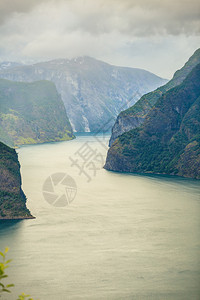 旅游和风景自然观从Stegastein的角度观察图片Aurlandfjord和Sognefjord挪威斯堪的纳维亚图片