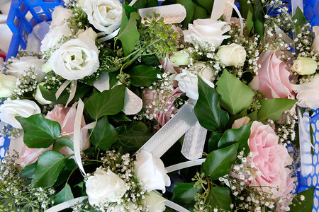 新娘的一束美丽玫瑰花图片