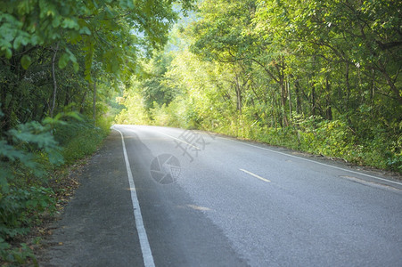 roadsidelanealongcountryroadscenicalleycurvedroadfieldcurveroads图片