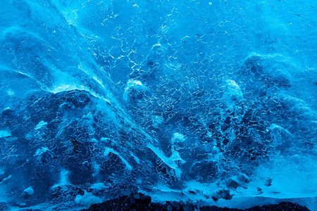 乔库萨隆附近水晶冰洞图片