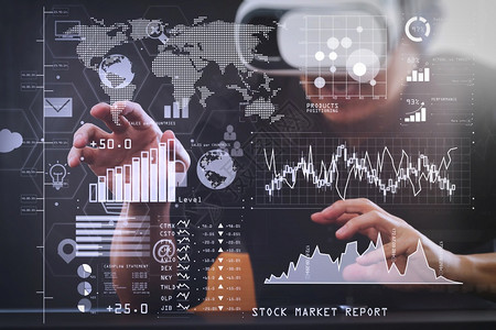 投资者分析股票市场报告和商业情金融仪表板并配有关键业绩指标KPI图片