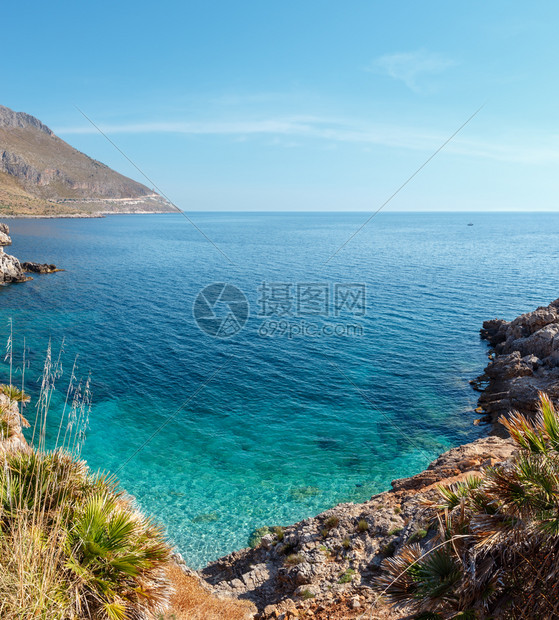 位于意大利西里特拉帕尼省SanVitolCapo和Cislello之间Zingaro自然保护区公园海岸线的滨和岸带冷水和滩的天堂图片