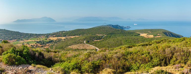 Lefkas岛的南斗篷和灯塔全景列夫卡达希腊爱奥尼亚海图片