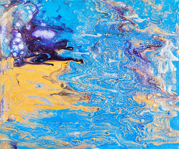 在液态丙烯烃流涂画中手工用布上的银蓝色黄涂料技术图片