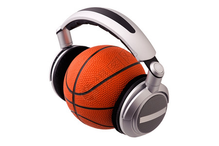 关于篮球体育和音乐概念的耳机有关篮球运动和音乐概念的耳机斯克莱兹涅夫象征白色的背景图片