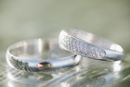 珠宝结婚戒指图片