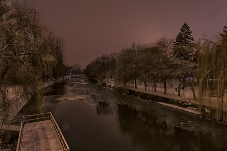 米开朗基罗桥夜幕现场的景象晚旅行贝加图片