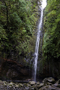 景观在马吉拉岛25英尺的海拔行走25字体的海拔列瓦达冒险图片