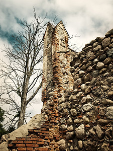 毁坏旧城堡的废石拱旅行图片