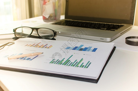 数据管理商业金融会计统和分析研究概念商业金融统计信息图片