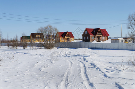 俄罗斯弗拉基米尔地区村新住房城市农村乡庄俄罗斯弗拉基米尔地区冬天下雪的房屋图片