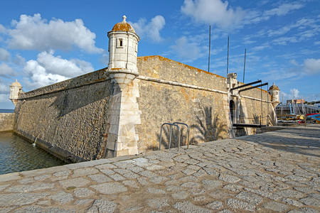 长处建筑的拉各斯葡萄牙班达拉中世纪论坛海图片