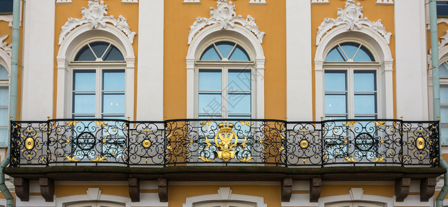 沙皇建筑学2017年9月28日俄罗斯彼得夏宫2017日俄罗斯彼得夏宫大的阳台九月图片