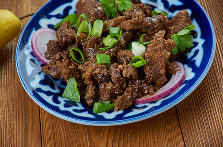 牛肉萝卜深的填充EasyCrispy蒙古牛肉烹饪亚洲传统菜类顶视脆皮背景