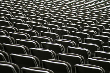 灰色的编号足球体育场的座位空图片