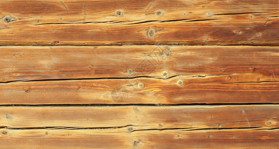 古老的风化碎裂原木柱壁背景纹理控制板邋遢分段图片