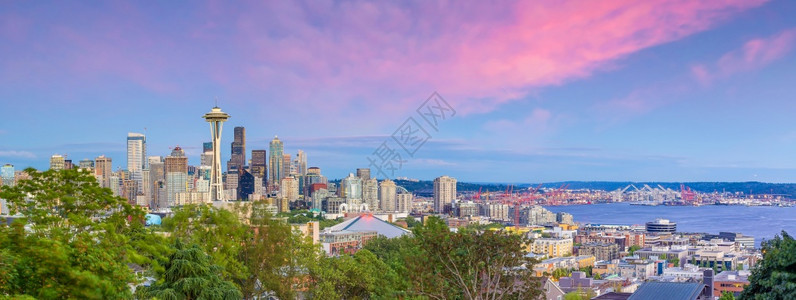 美国华盛顿州西雅图市城市天际线图片