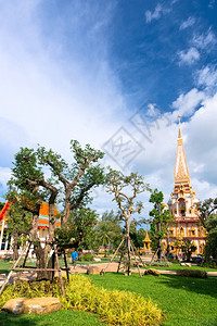 泰国佛教寺庙绿园泰国传统的建造东图片