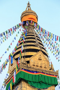 佛斯瓦扬布纳特尼泊尔加德满都Swayambhunath寺又称猴子的祷告旗帜小金银佛教徒图片