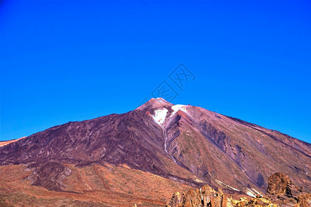 迭层山旅行蓝色的沙漠图片