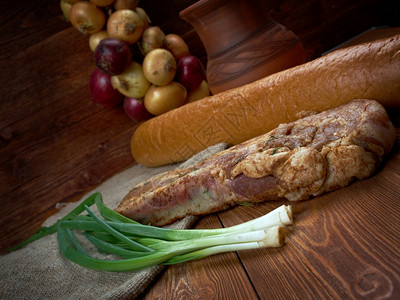 美味的猪肉肚子口农场式乡村菜腹部家庭式蛋白质图片