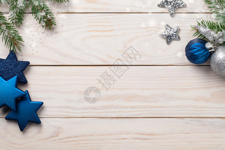 圣诞假日在木制背景上构成的圣诞假日复制空间富劳卡分支星图片
