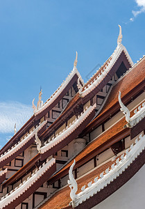 外部的东方以泰国传统风格寺庙区为式的教堂屋顶不需要财产放行图片