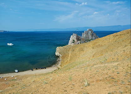 荒野景观俄罗斯西伯利亚贝加尔湖岬角布汗奥洪岛的岩石沙曼卡布里亚特图片