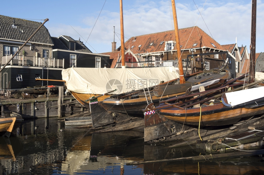 恢复船厂荷兰斯帕肯堡港渔船坞荷兰Spakenburg港口院子图片