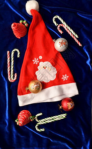 快乐的圣诞节背景和树节庆的装饰品甜点可口图片