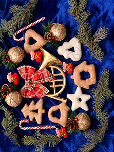 一种喜庆的最佳圣诞节背景和树节庆的装饰品图片