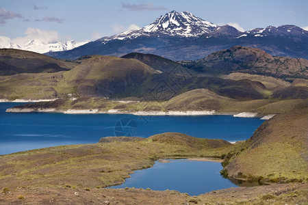 蓝色的场地智利南部巴塔哥尼亚州TorresdelPaine公园Pehoe湖深蓝色冰川水地形图片