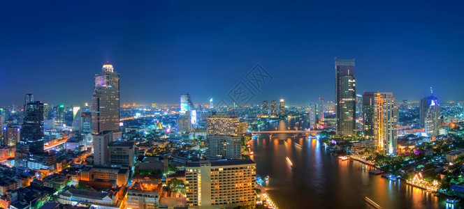 镇是隆曼谷城市风景Bangkok市风景在商业区城市风景中办公室图片