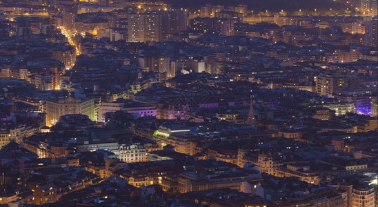 旅游西班牙巴斯克州比卡亚毕尔巴鄂夜幕降临建筑物比尔博图片