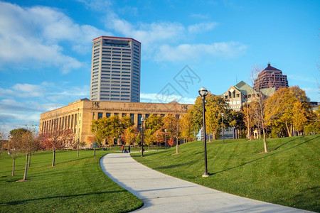 联合的天际线美国哥伦布俄亥州市中心天际之景绿色通道背景