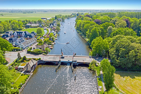 景观来自荷兰农村Vecht河的空中飞行者来自荷兰无人机风景图片