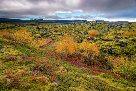 地标戏剧天空冰岛美丽的风景冰岛自然观著名的旅游景点和图片