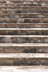 一种公园的楼梯一块石头堆叠建造脚步图片