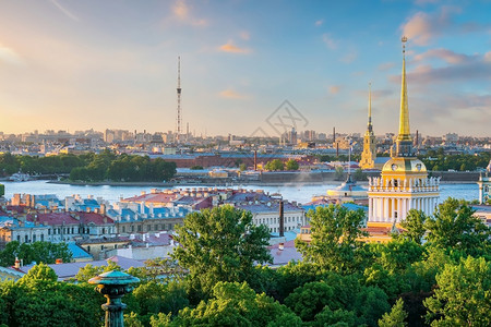 文化圣彼得堡城市天际从日落时的俄罗斯城景暮观图片