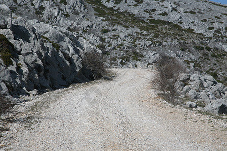 克罗地亚维列比特山公路爬全景亚得里海图片