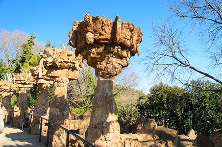 巴塞罗那西班牙的旅游景点览公园现代主义建筑学奎尔图片