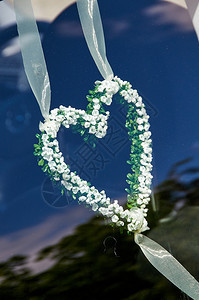 美丽仪式结婚礼车装饰白色的图片
