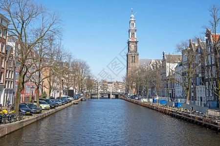荷兰与威斯特克人一起在普林森格拉赫特与荷兰的Westerkerk之间阿姆斯特丹市风景城屋建筑学图片