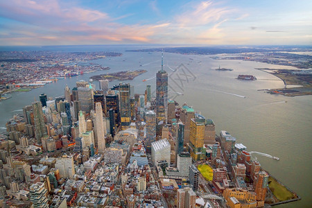 约克日落时曼哈顿天线的空中视图美国纽约市高的天际线图片